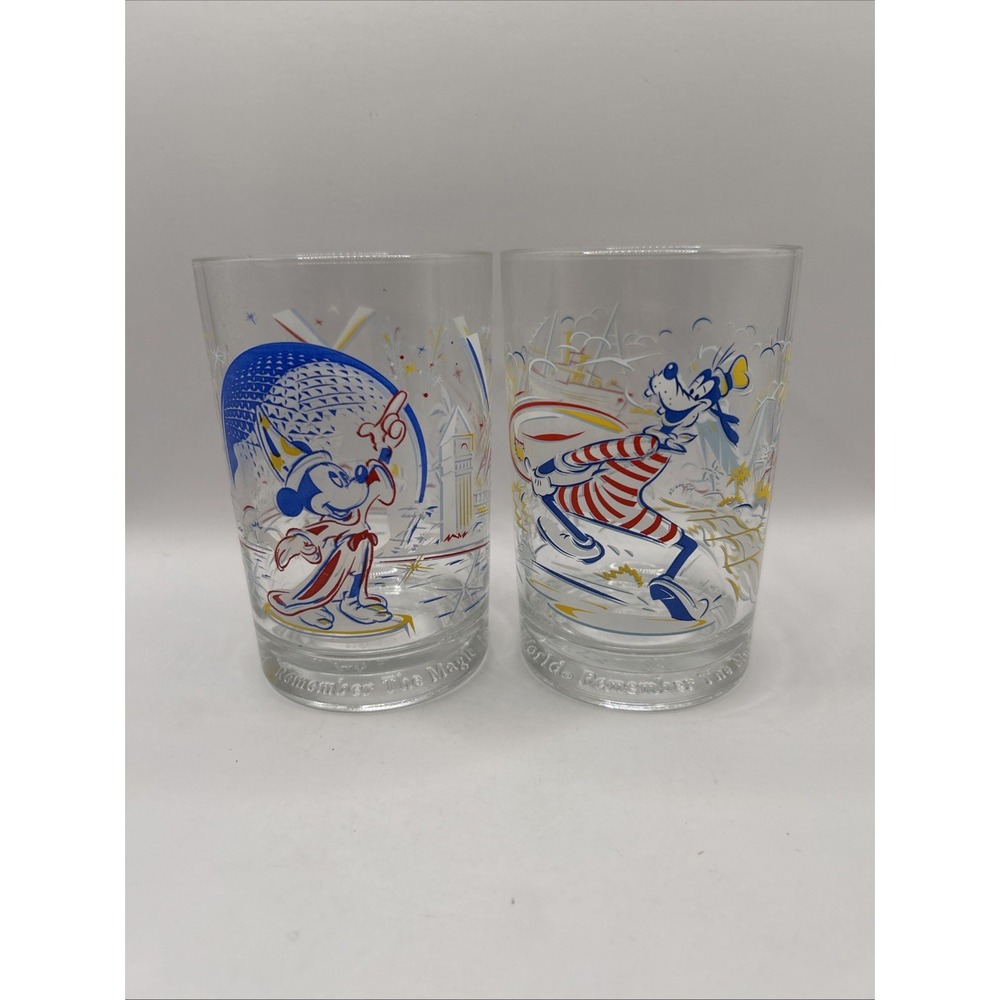 2 Walt Disney World Remember the Magic 25th Anniversary Glass Mickey Goofy 1996